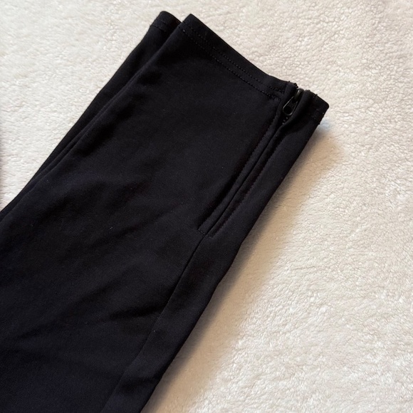 GUESS Ankle Zip Pants - Picture 2 of 11